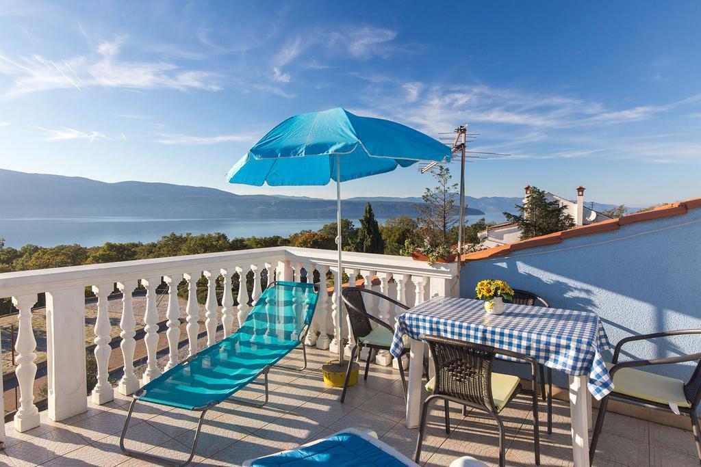 Apartments Juras Brzac Экстерьер фото