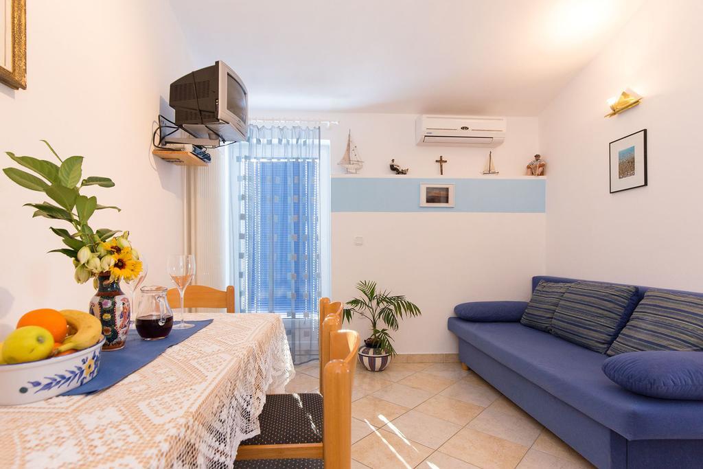 Apartments Juras Brzac Экстерьер фото
