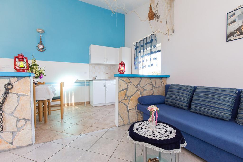Apartments Juras Brzac Экстерьер фото